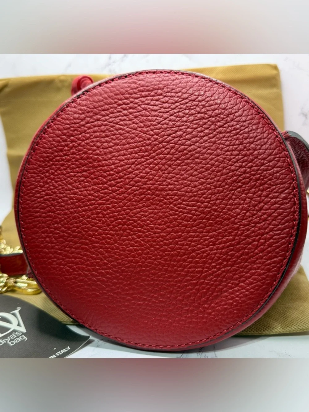 DV Diva’s Bag Genuine Pebbled Leather Made in Italy Bucket Crossbody Bag in red - Picture 7 of 8